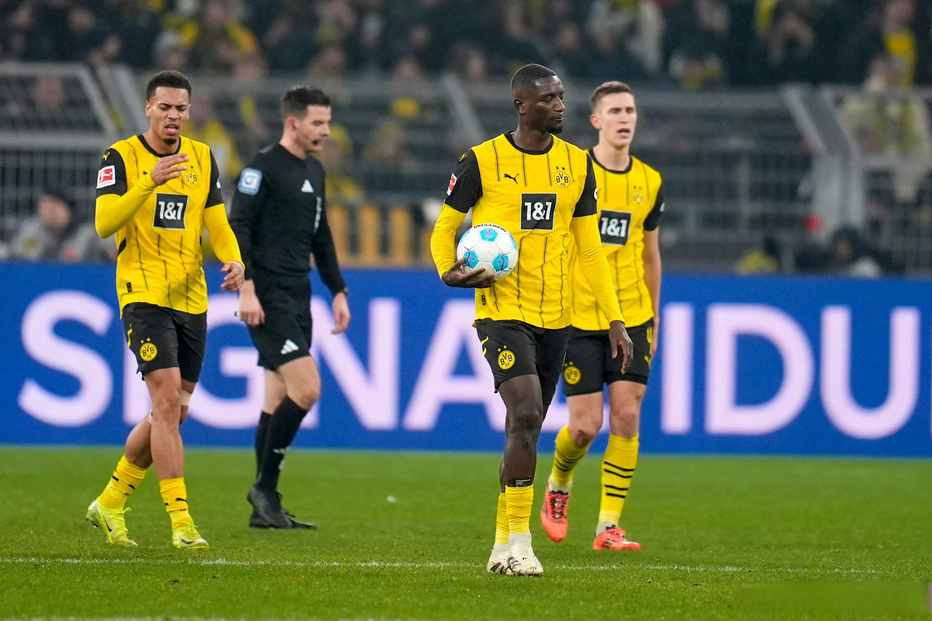 多特蒙德球队在近期比赛中表现抢眼