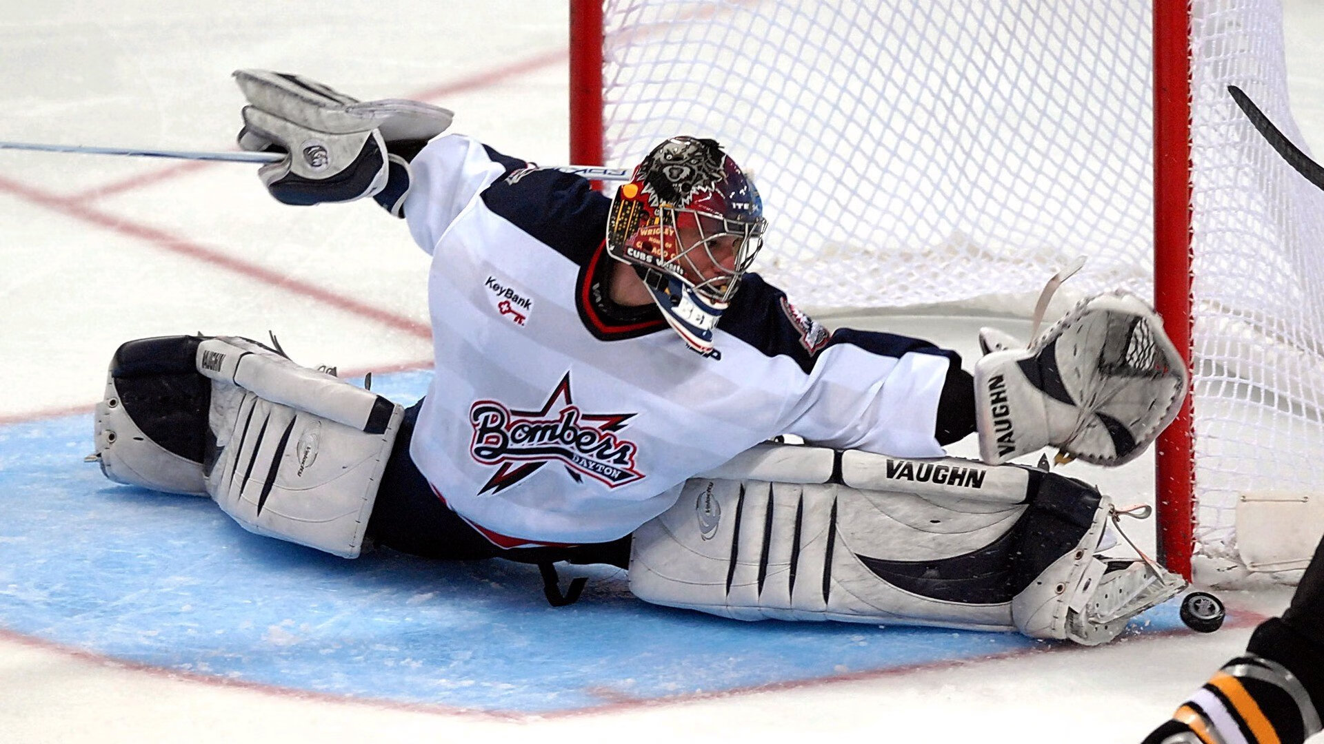 开云平台-2026世界杯焦点战，魔术关键战突围热火，见证新一代篮球传奇的诞生