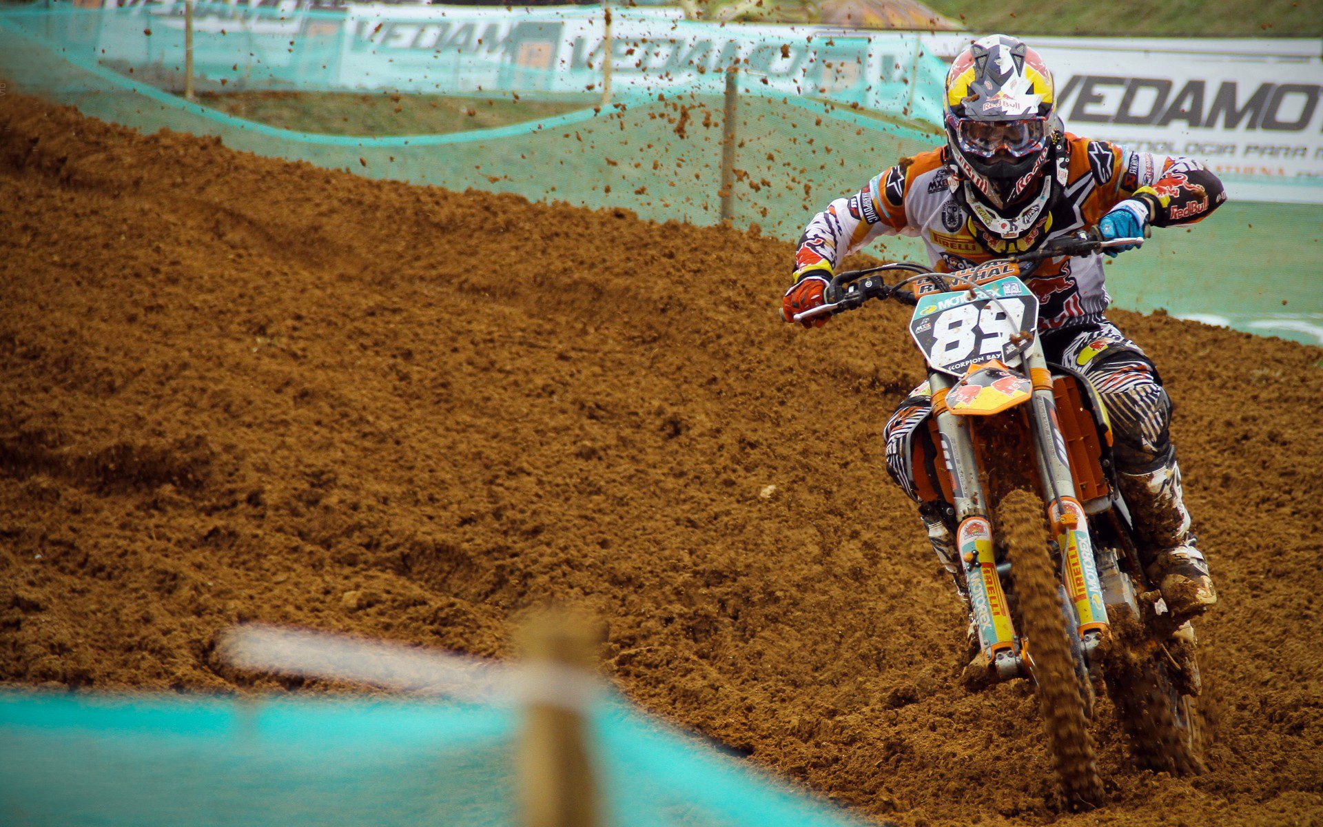 仅此一夜，当美网的硝烟弥漫年终，德约科维奇用一场逆生长封神