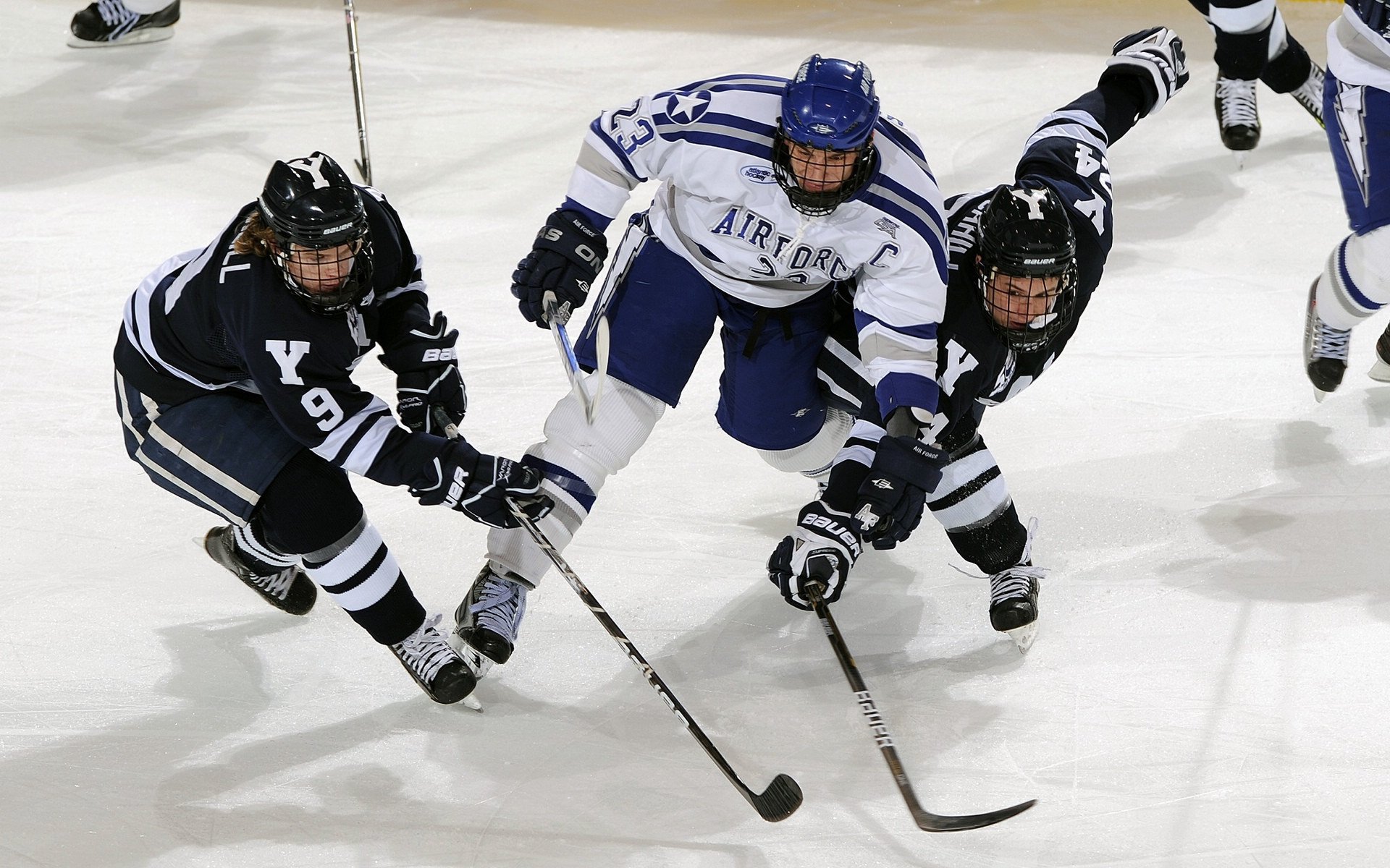那一夜，拉沃尔杯翻盘戴维斯杯，纳达尔用最后一缕火光照亮网球的灵魂
